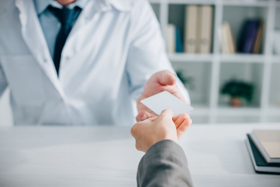 Crear carnets de identificación|Crear carnets de identificación